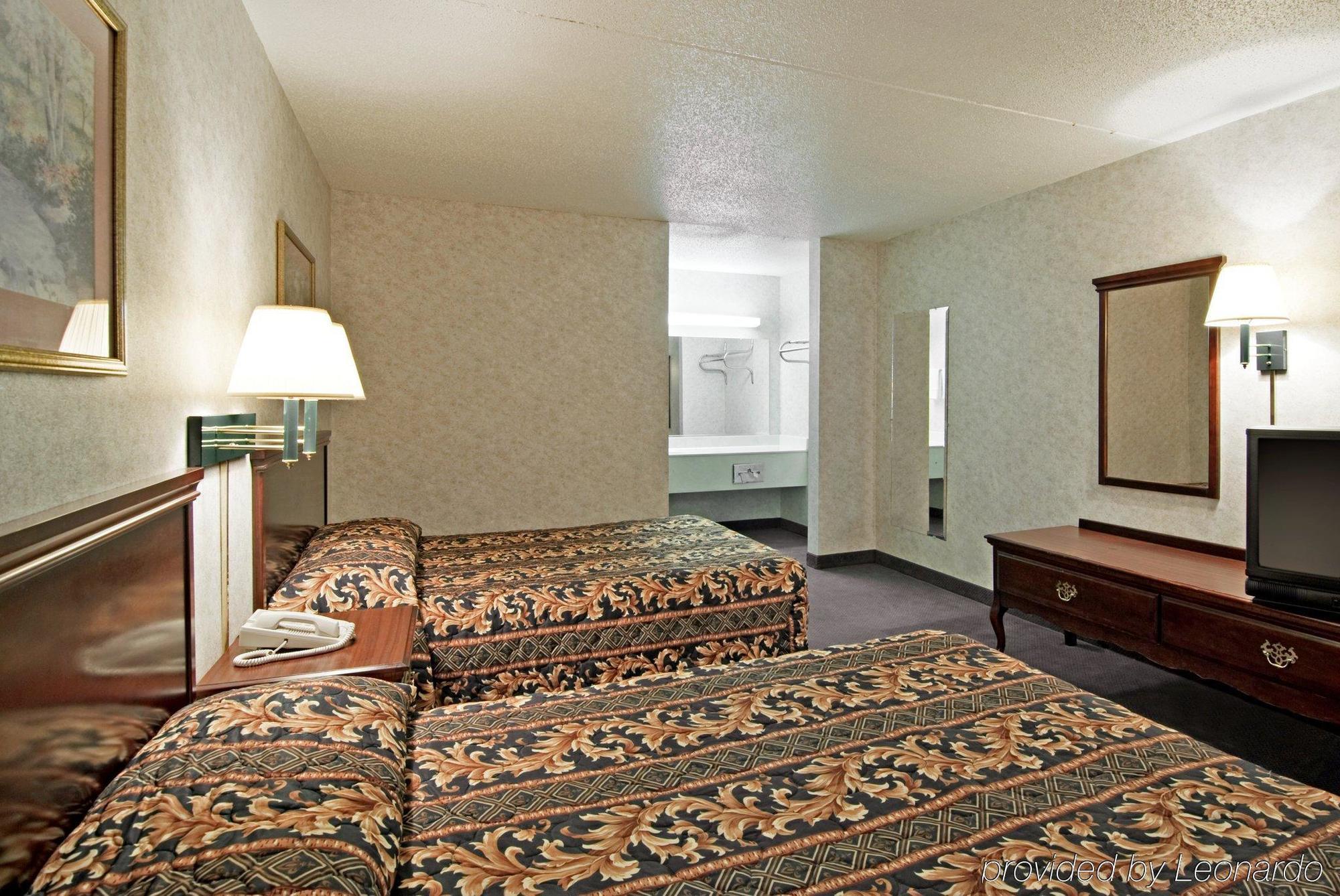 America'S Best Value Inn & Suites - Memphis/Graceland Habitación foto